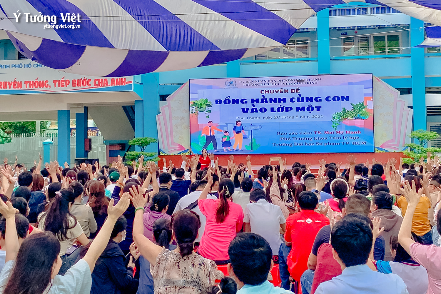 Đồng hành cùng con vào lớp 1: San sẻ nỗi lo cùng phụ huynh TH Phan Chu Trinh