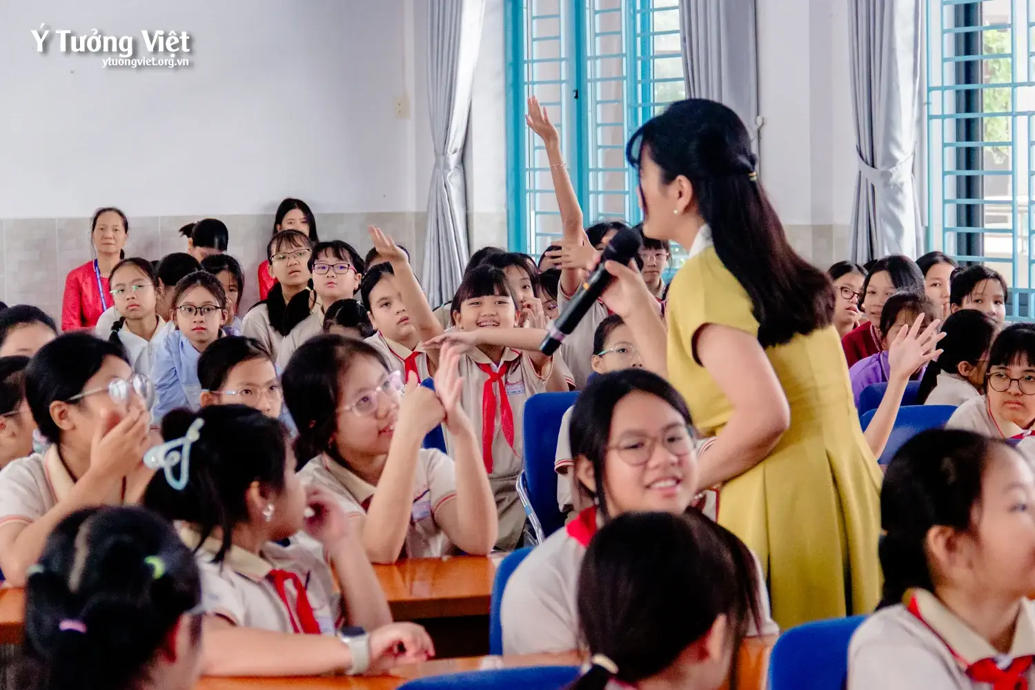 Giáo dục giới tính trong trường học: Ý Tưởng Việt đồng hành cùng nhà trường tháo gỡ những chủ đề “khó nói”
