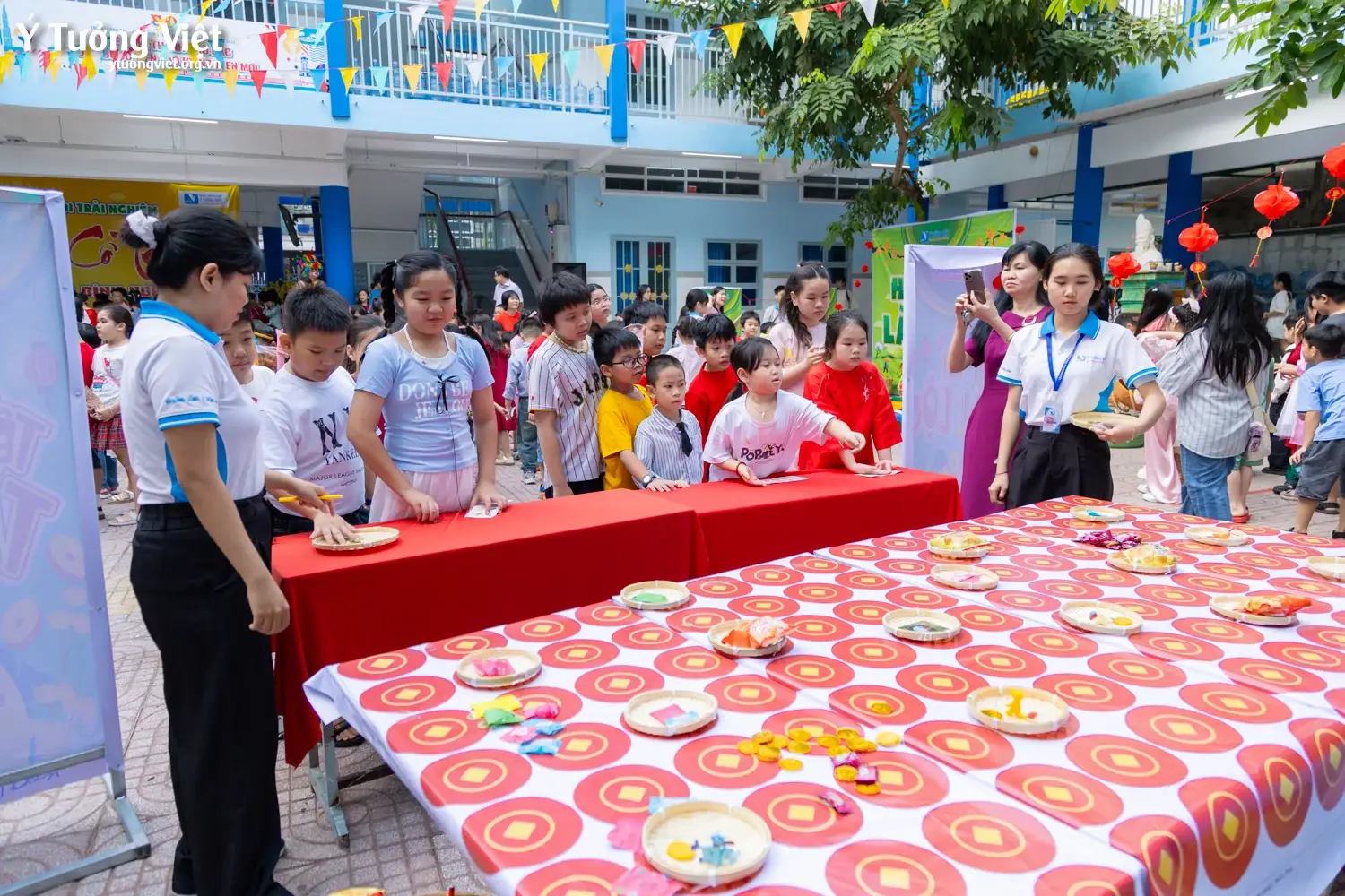 Khi văn hóa truyền thống trở thành trải nghiệm sống động trong trường học với mô hình ngày hội, sân chơi