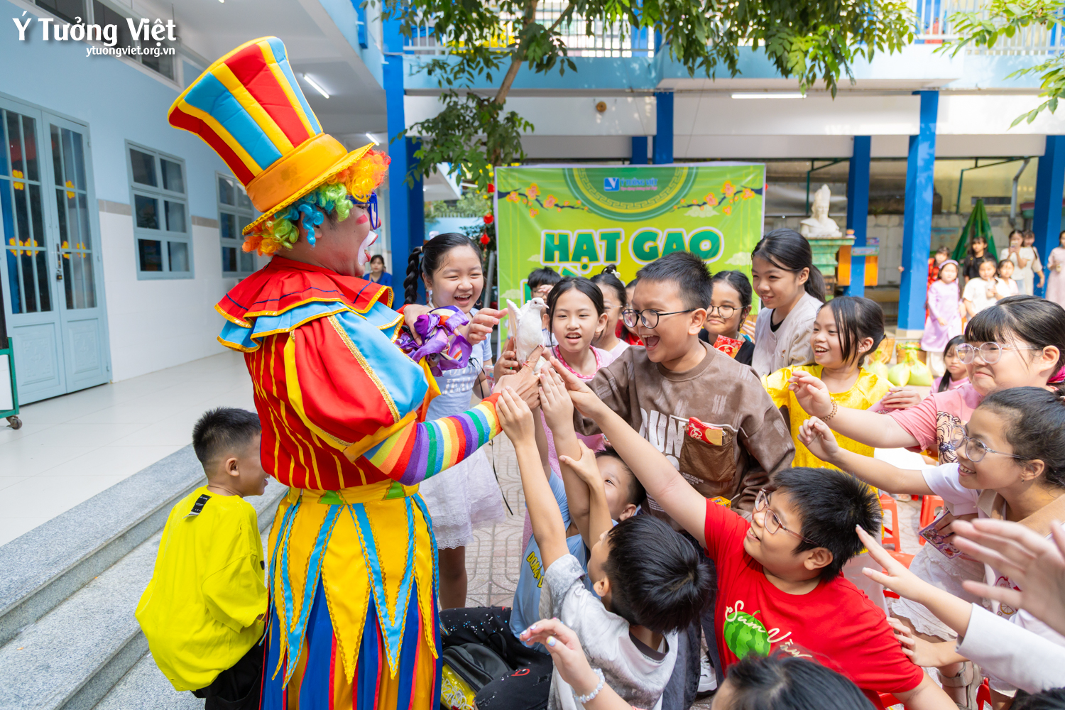 Khi văn hóa truyền thống trở thành trải nghiệm sống động trong trường học với mô hình ngày hội, sân chơi