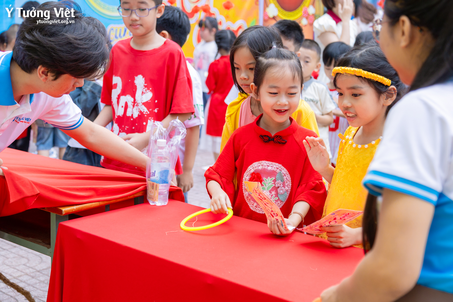 Khi văn hóa truyền thống trở thành trải nghiệm sống động trong trường học với mô hình ngày hội, sân chơi