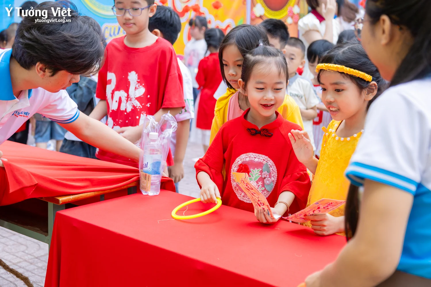 Khi văn hóa truyền thống trở thành trải nghiệm sống động trong trường học với mô hình ngày hội, sân chơi