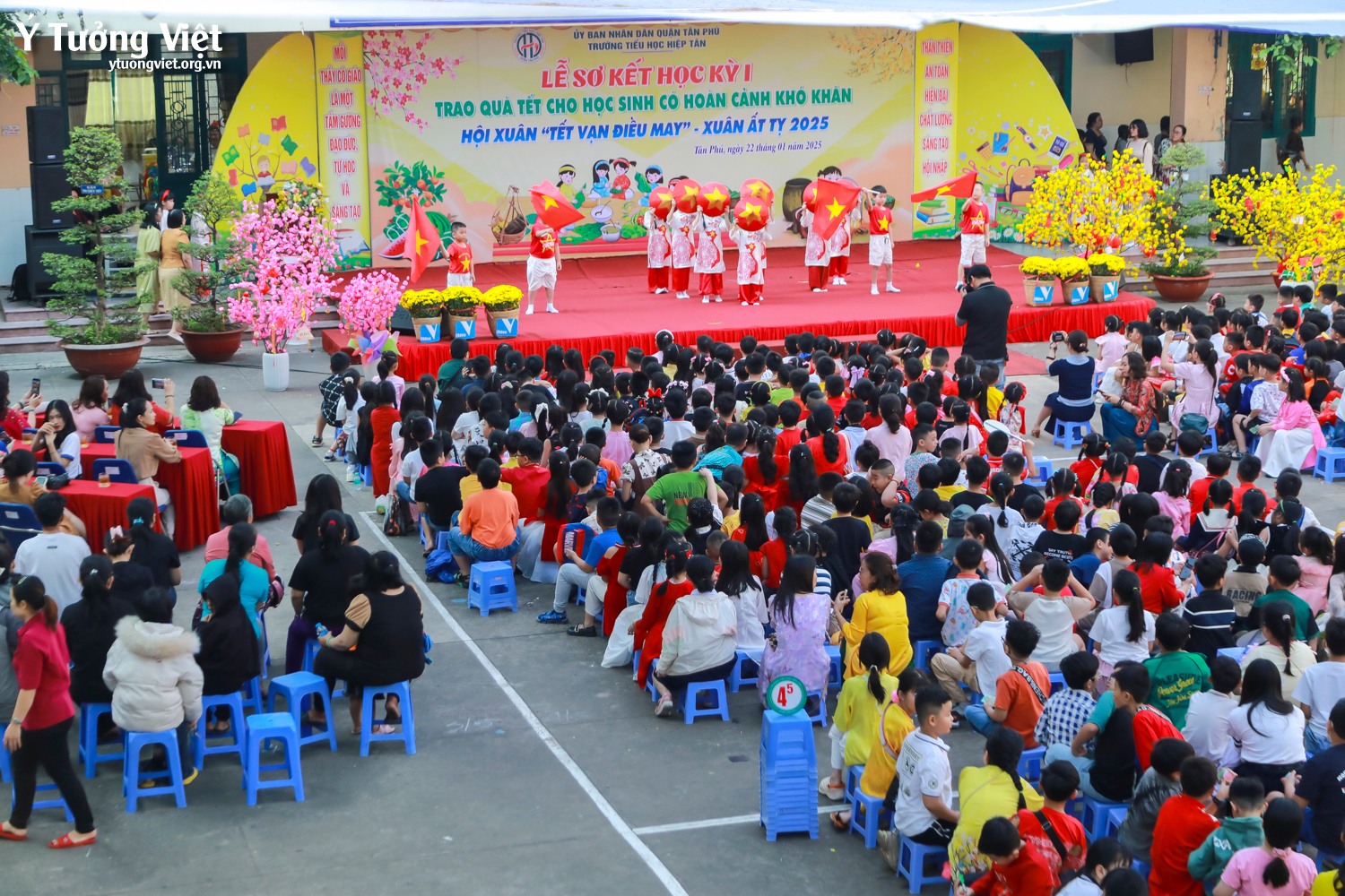 Kịch tuổi thơ “Rồng rắn lên mây, chung tay đón Tết” ở TH Hiệp Tân – Khi những giá trị truyền thống sẽ luôn song hành với hiện tại