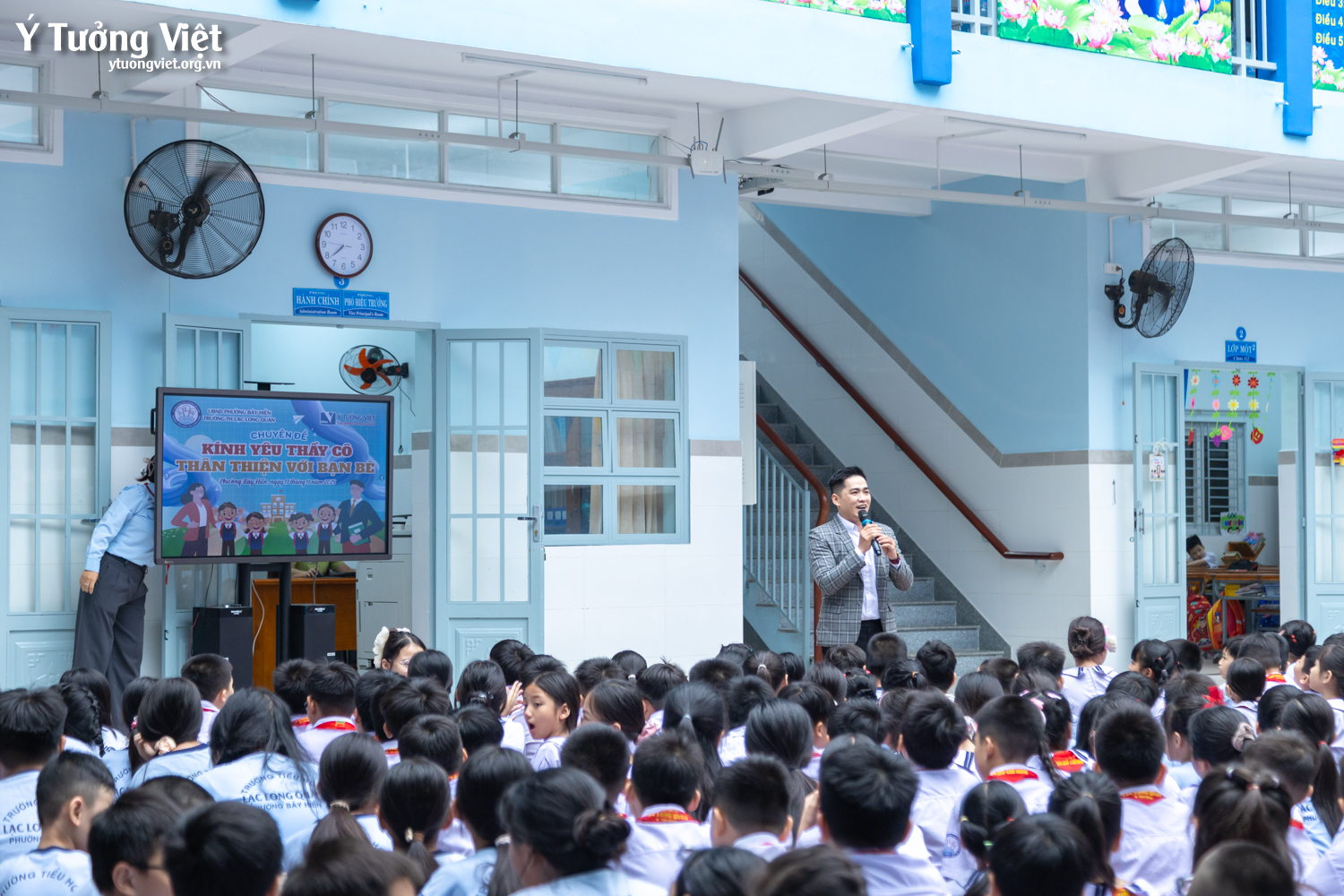 Kỹ năng ứng xử học đường tại TH Lạc Long Quân: Kính yêu thầy cô, thân thiện với bạn bè