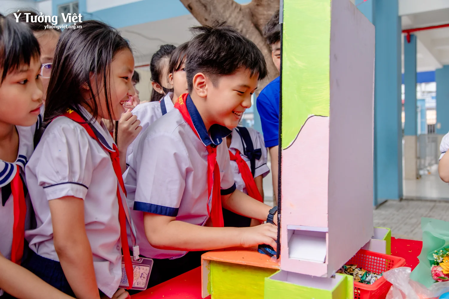 Ngày hội STEM: Mô hình sân chơi học tập đầy cảm hứng cùng Ý Tưởng Việt