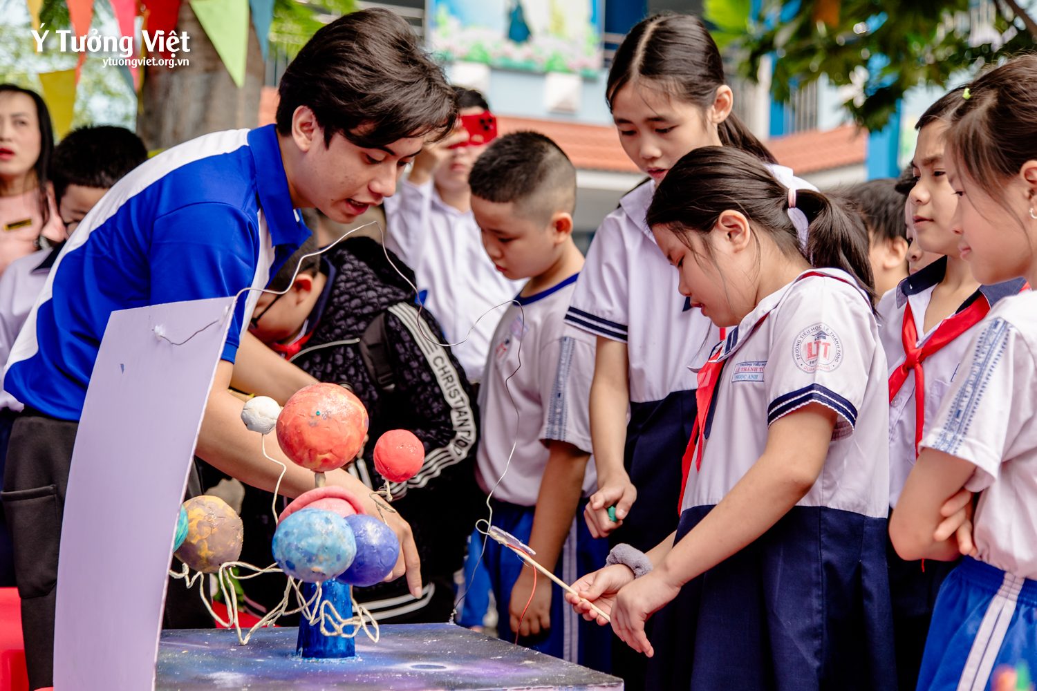 Ngày hội STEM: Mô hình sân chơi học tập đầy cảm hứng cùng Ý Tưởng Việt