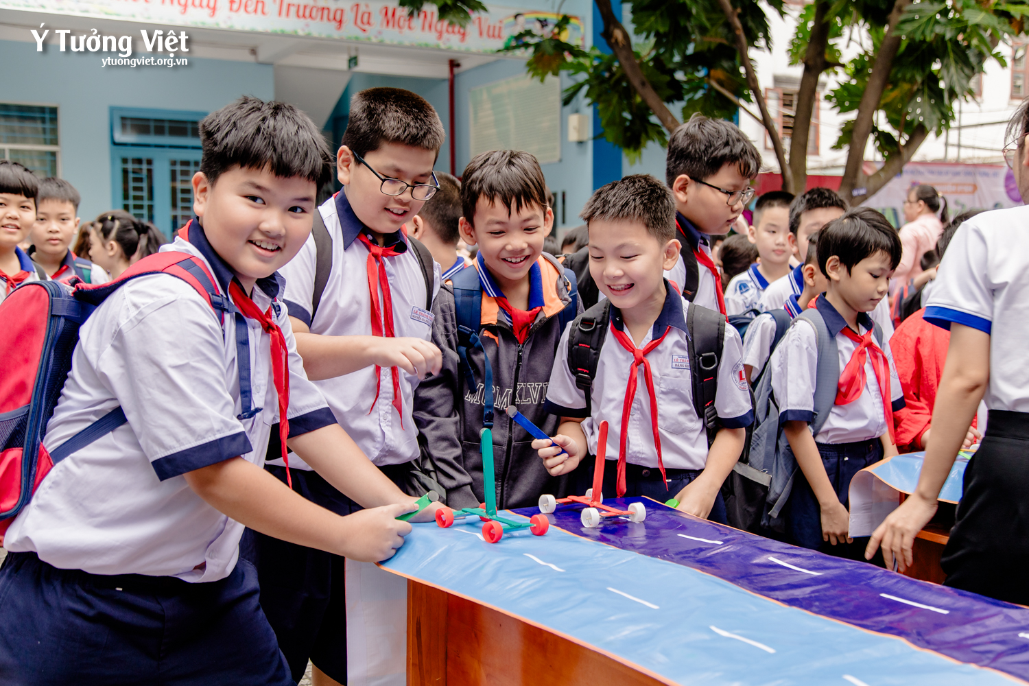 Ngày hội STEM: Mô hình sân chơi học tập đầy cảm hứng cùng Ý Tưởng Việt