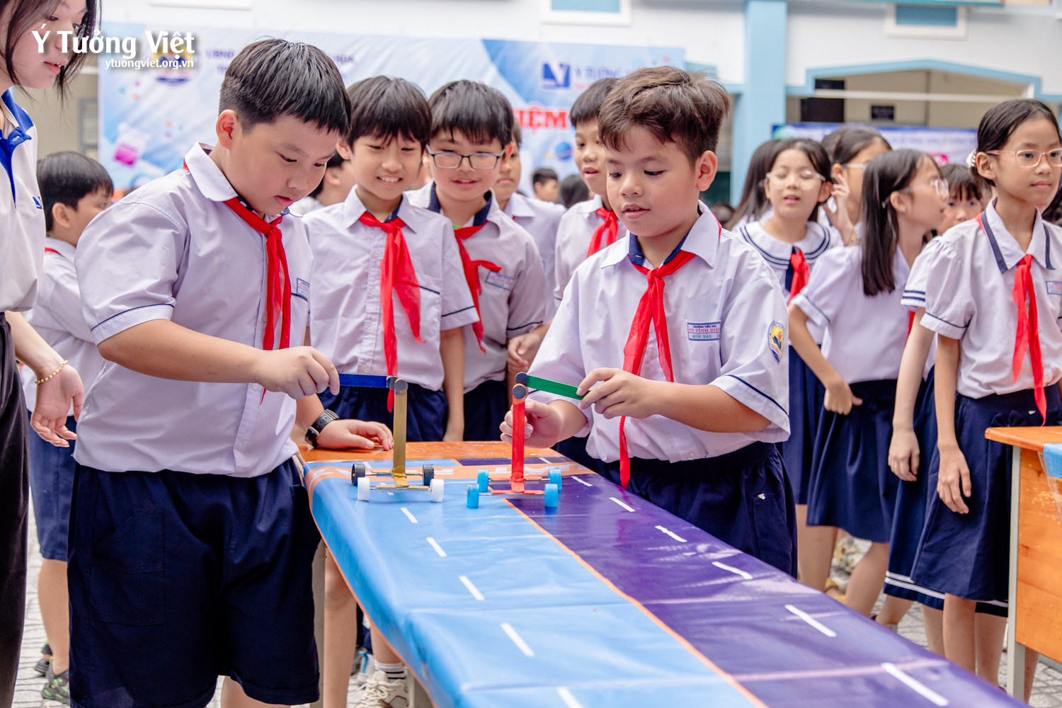 Ngày hội STEM: Mô hình sân chơi học tập đầy cảm hứng cùng Ý Tưởng Việt
