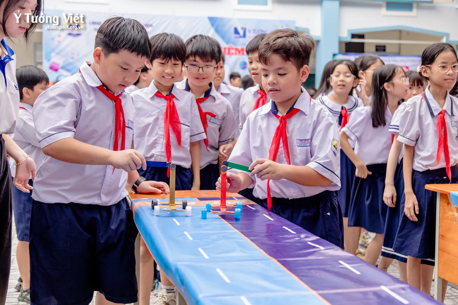 Ngày hội STEM: Mô hình sân chơi học tập đầy cảm hứng cùng Ý Tưởng Việt