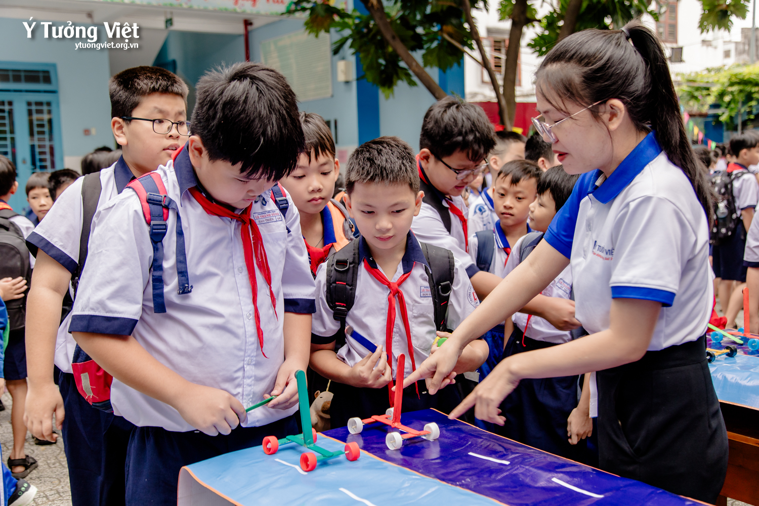 Ngày hội STEM: Mô hình sân chơi học tập đầy cảm hứng cùng Ý Tưởng Việt