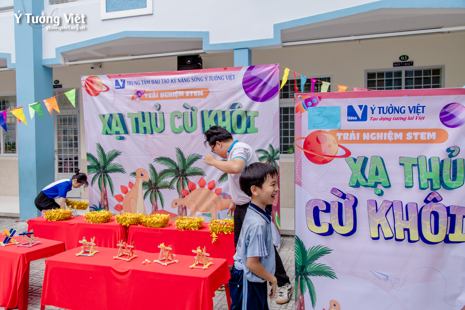 Ngày hội STEM: Mô hình sân chơi học tập đầy cảm hứng cùng Ý Tưởng Việt