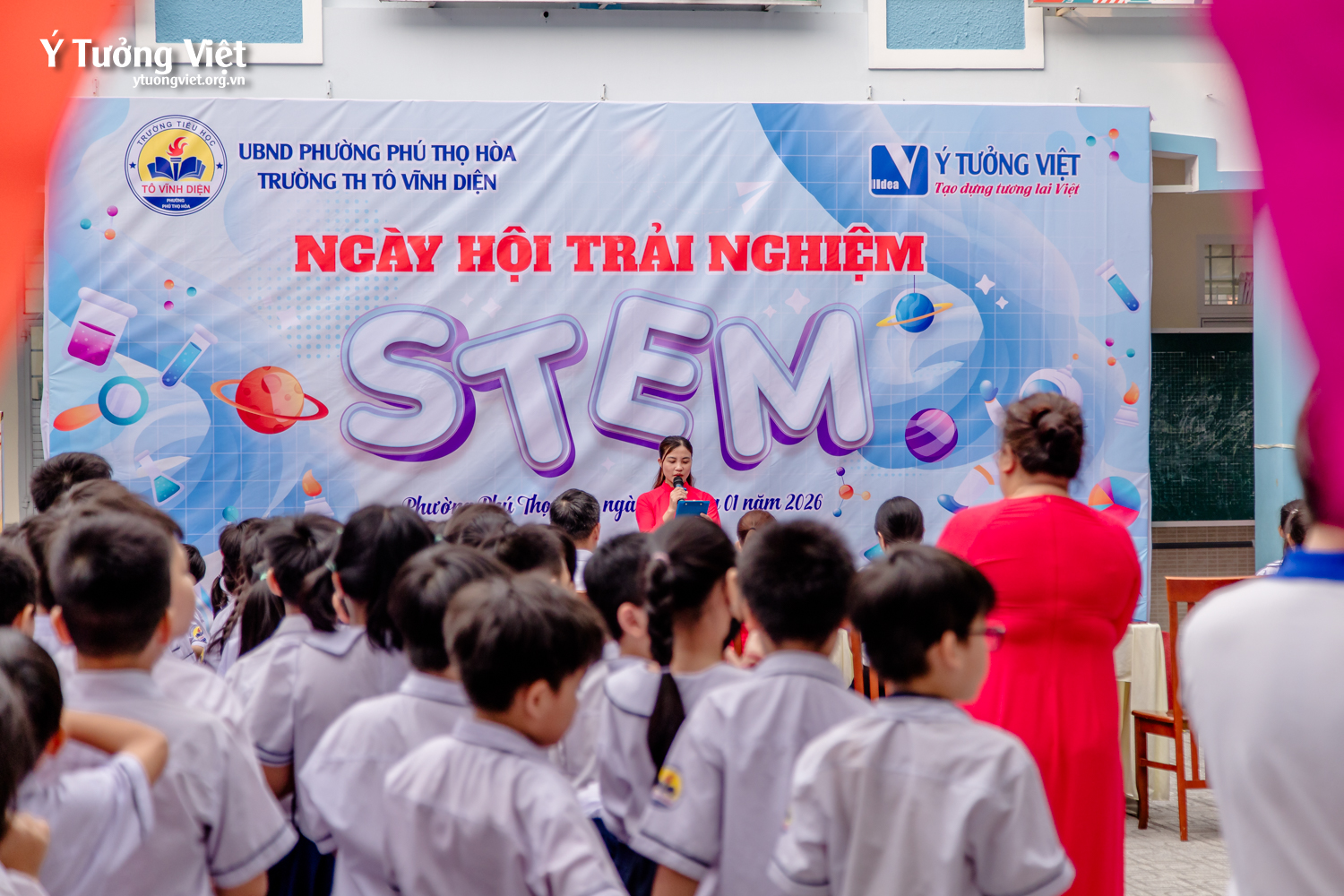 Ngày hội STEM: Mô hình sân chơi học tập đầy cảm hứng cùng Ý Tưởng Việt