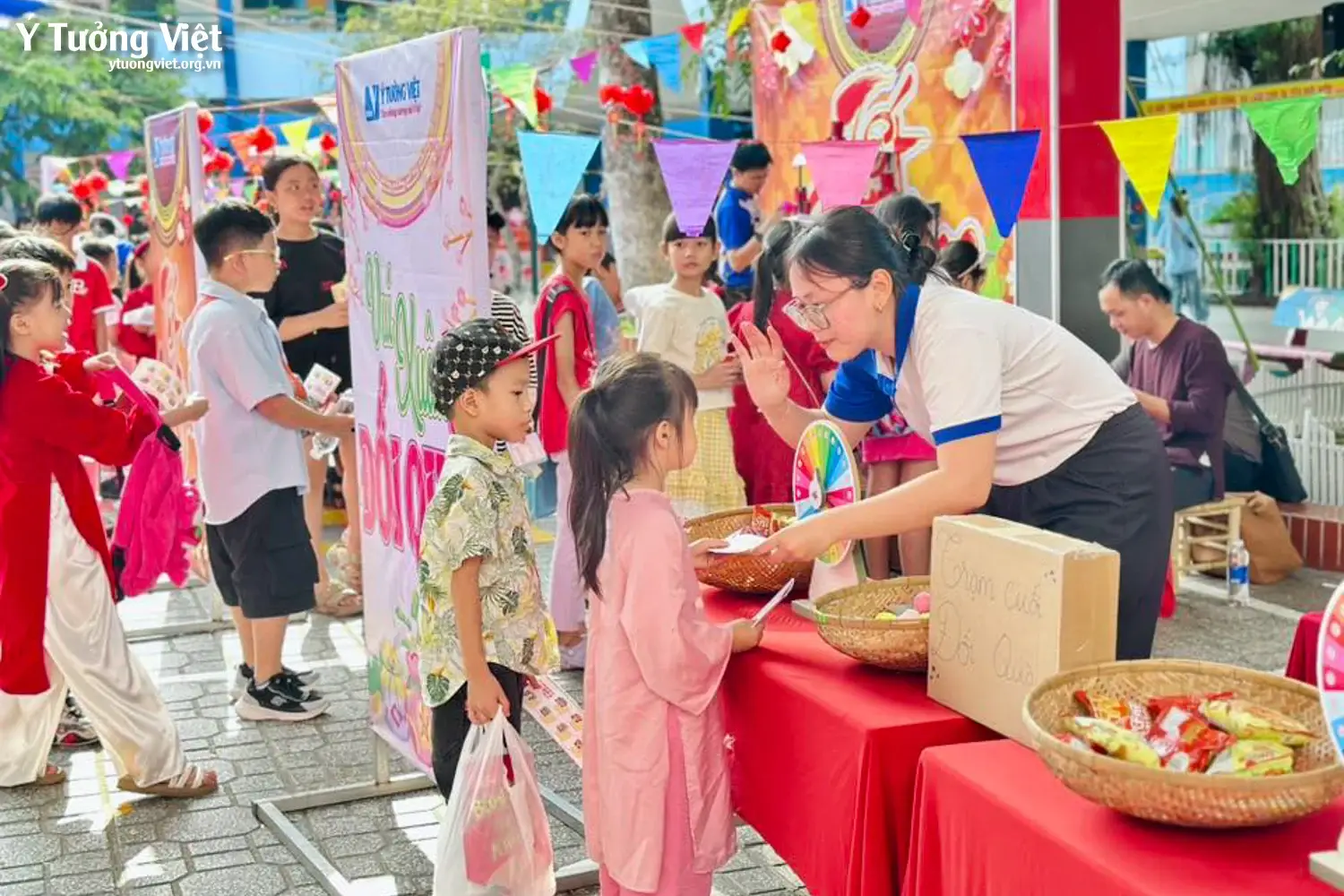 Ngày hội trải nghiệm Tết cổ truyền – Mỗi cấp học, một sắc xuân