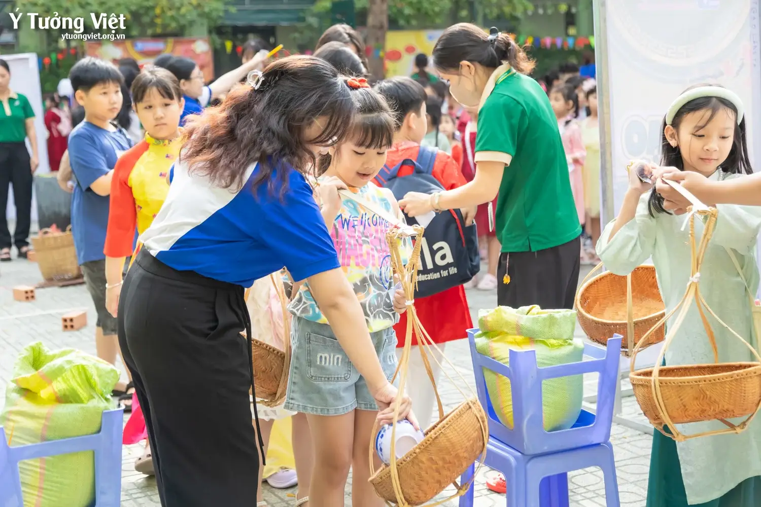 Ngày hội trải nghiệm tết cổ truyền – một trang ký ức mùa xuân đáng nhớ ở trường TH Hiệp Tân