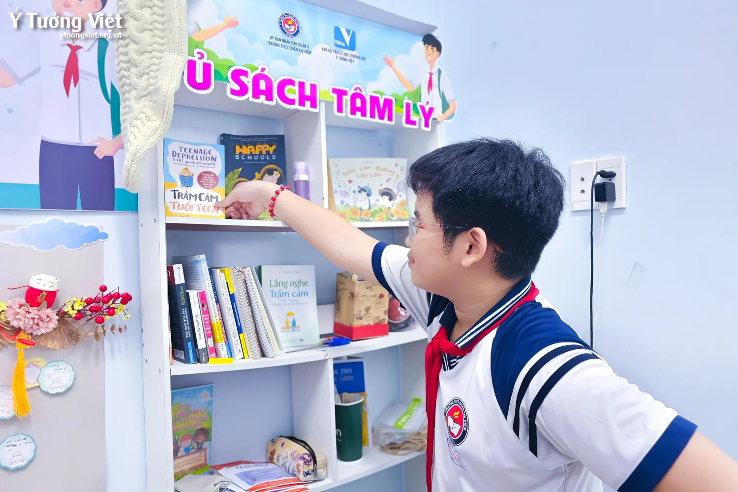 Phòng tâm lý học đường THCS Đoàn Thị Điểm: Ấm áp hoạt động “Trạm ký gửi điều ước” Trung thu