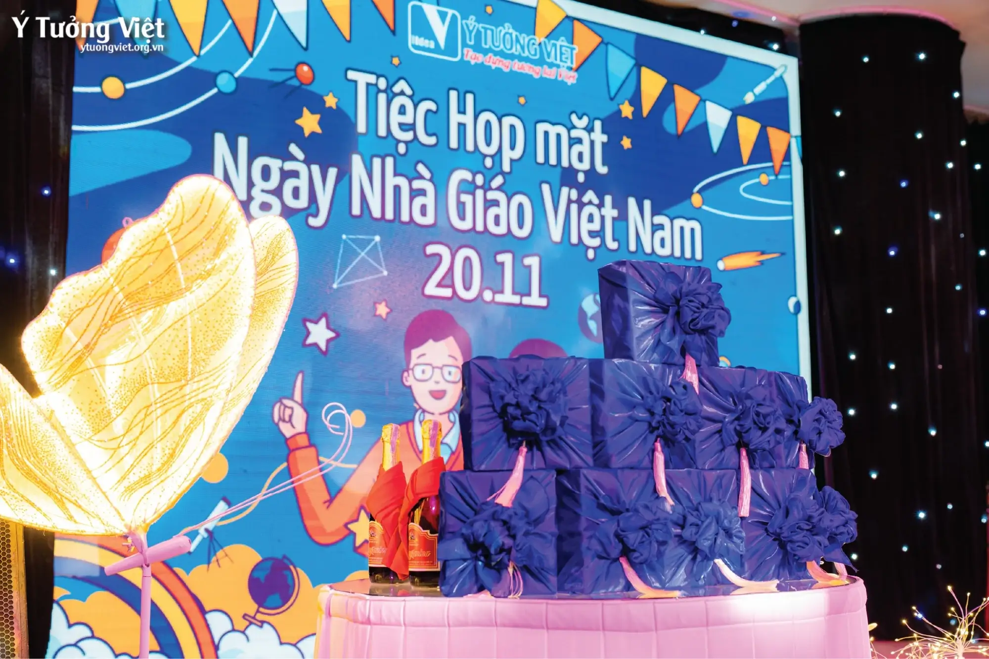 [RECAP] Tiệc họp mặt ngày nhà giáo Việt Nam 20.11 | Hội tụ – Gắn kết – Tôn vinh những người giữ lửa tri thức đại gia đình Ý Tưởng Việt