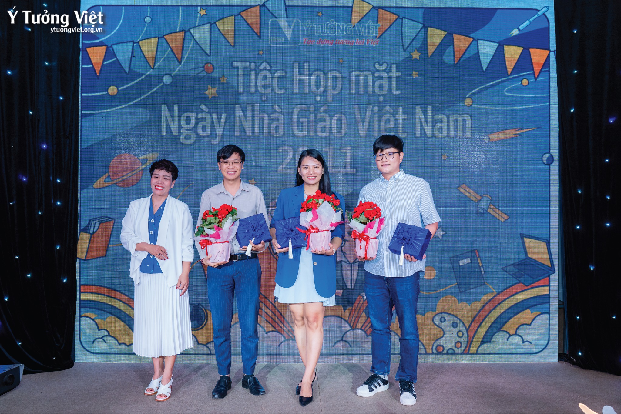 [RECAP] Tiệc họp mặt ngày nhà giáo Việt Nam 20.11 | Hội tụ – Gắn kết – Tôn vinh những người giữ lửa tri thức đại gia đình Ý Tưởng Việt