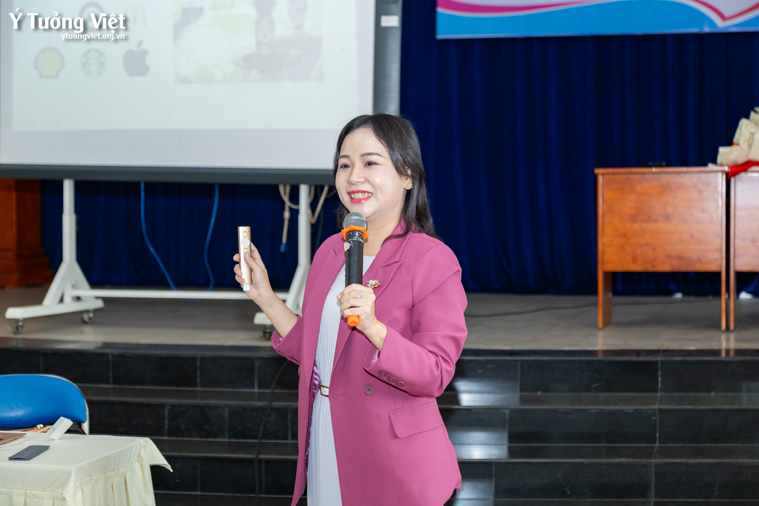 Tập huấn “Tư vấn tâm lý học đường theo mô hình trường học hạnh phúc” cùng Trường THCS Trần Quang Khải