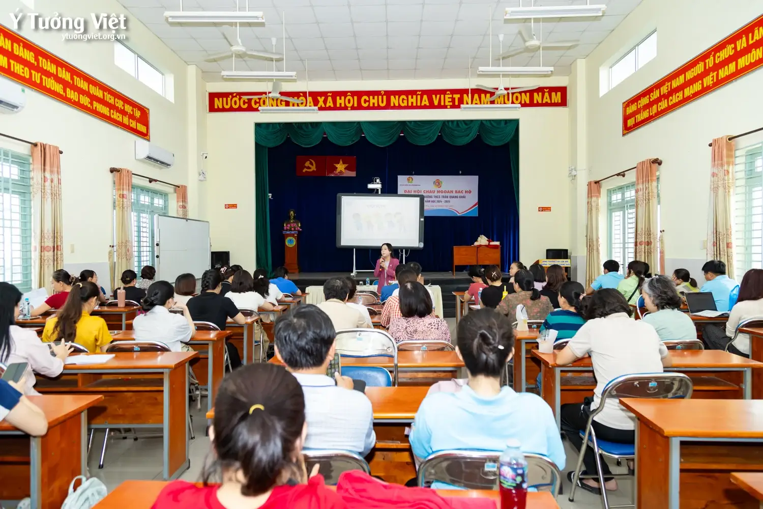 Tập huấn “Tư vấn tâm lý học đường theo mô hình trường học hạnh phúc” cùng Trường THCS Trần Quang Khải