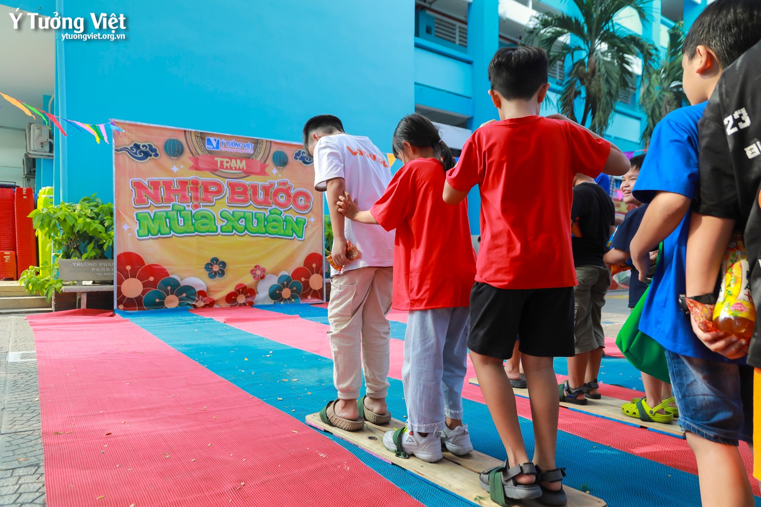 Tết vạn điều may ở TH Phan Chu Trinh – Điểm chạm giữa văn hóa truyền thống và kí ức tuổi thơ