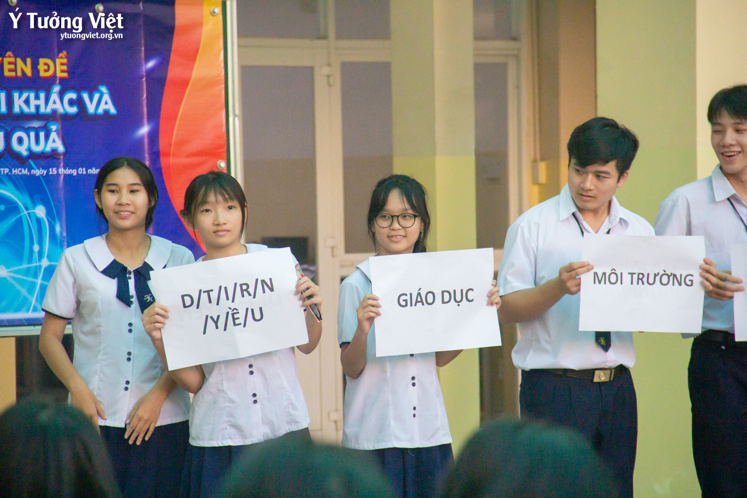 Từ chọn ngành đến chuẩn bị nội lực: hành trình hướng nghiệp bền bỉ của Ý Tưởng Việt cùng HUFLIT