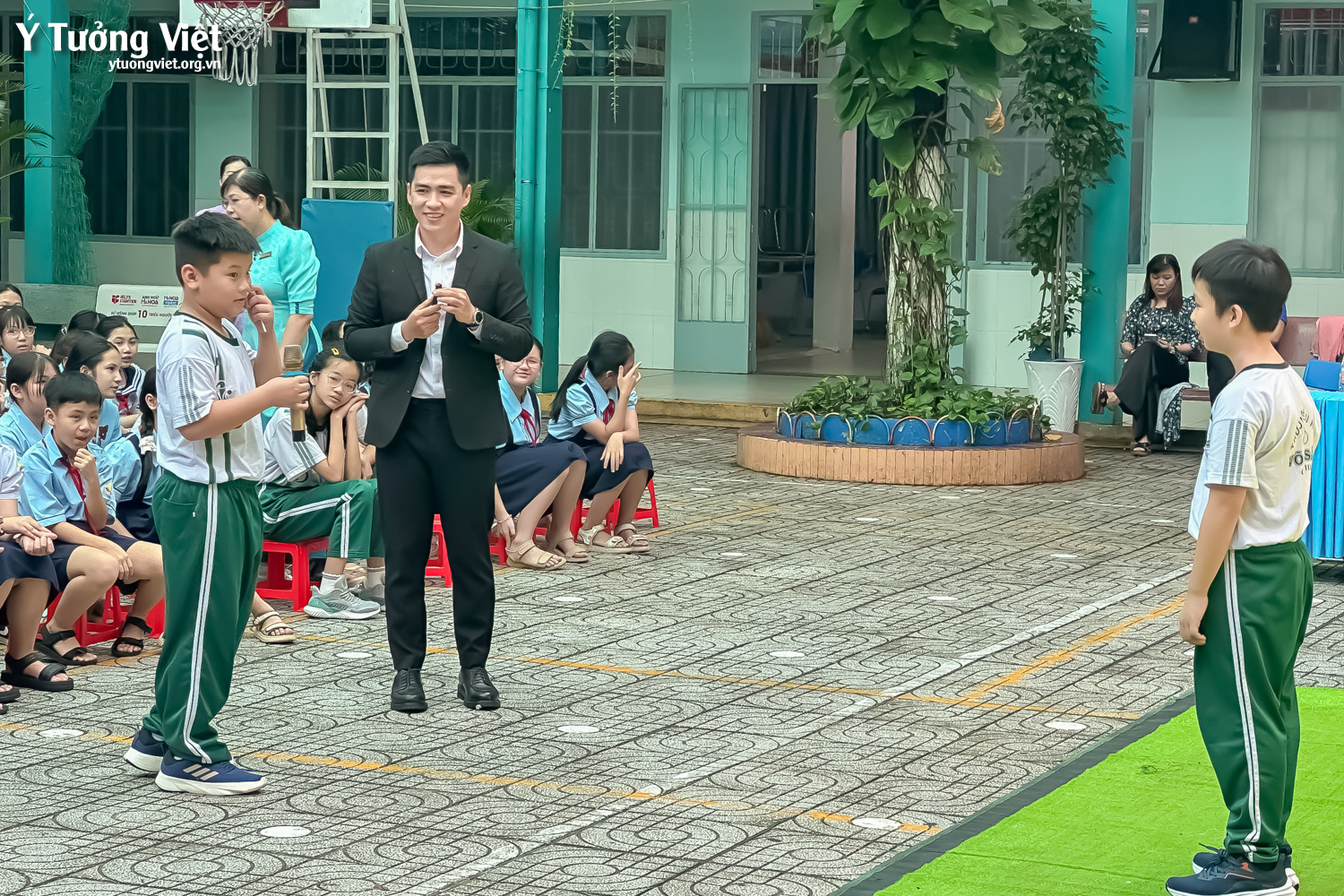 Ứng xử hạnh phúc – Sống tích cực mỗi ngày cùng học sinh Trường Tiểu học Võ Thị Sáu