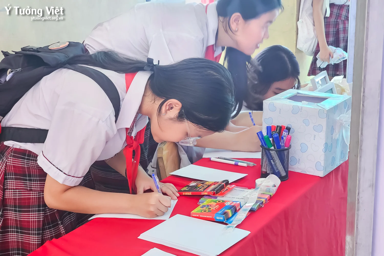 “Trạm ký ức” ở phòng tâm lý học đường Trường THCS Trần Quốc Toản – Ghi lại khoảng khắc, lưu giữ thanh xuân