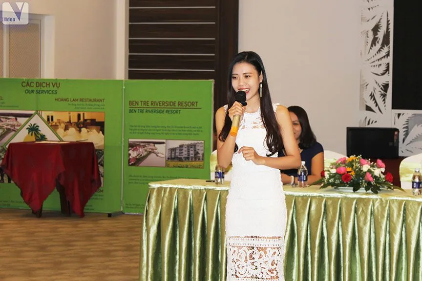 Ý Tưởng Việt đào tạo Tác phong Thanh lịch