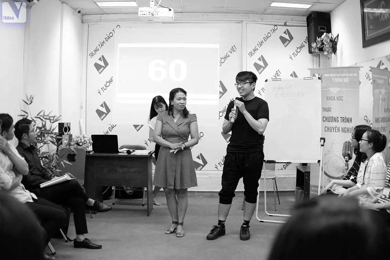 Ý Tưởng Việt - Khóa đào tạo MC - Người dẫn chương trình chuyên nghiệp 06.2017