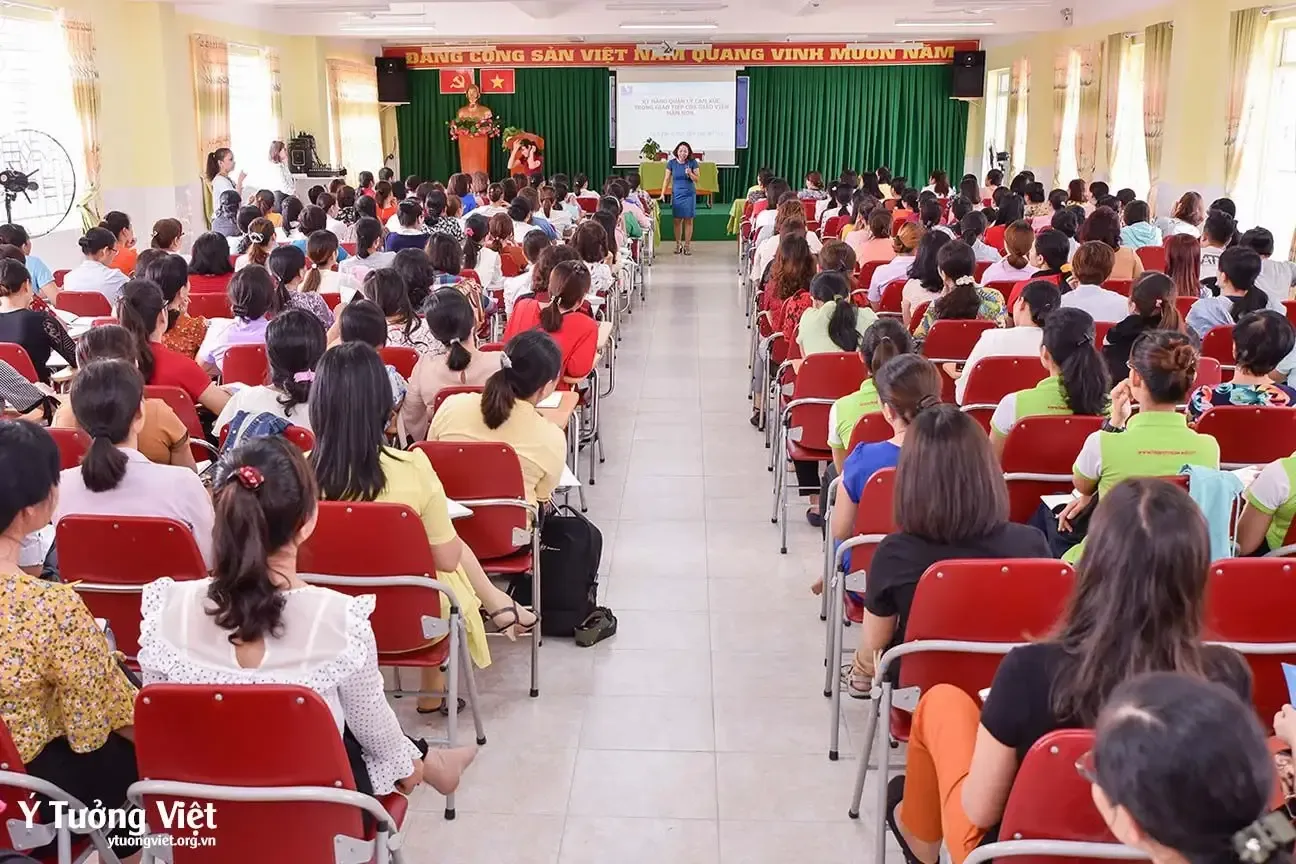 Phòng Giáo dục và Đào tạo Quận Tân Phú TP.HCM - Tập huấn Nâng cao Kỹ năng Giao tiếp ứng xử dành cho giáo viên Mầm non