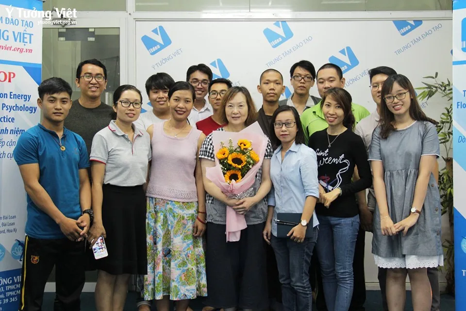 Ý Tưởng Việt mời nữ Giáo sư Tâm lý học Đài Loan Tina Huang chia sẻ về Ứng dụng Tâm lý học Tích cực