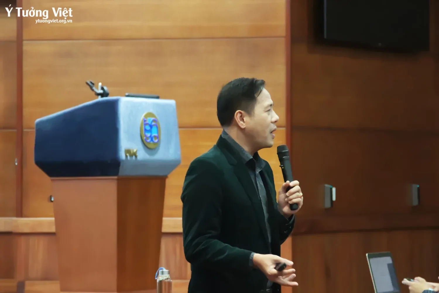 Bệnh viện Đại học Y Dược - Kỹ năng Giao tiếp