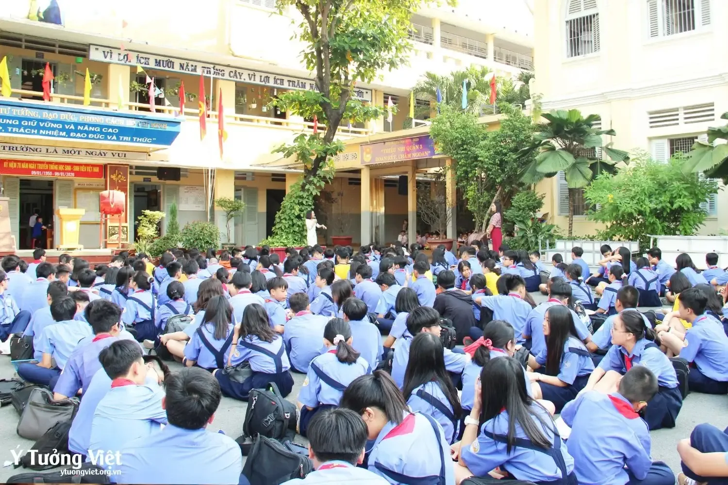 Trường THCS Hai Bà Trưng - Tình bạn - Tình yêu tuổi học trò
