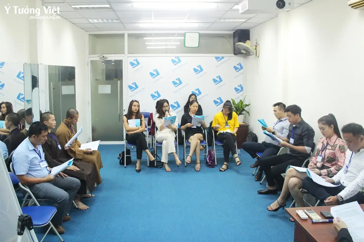 Ý Tưởng Việt - Khóa đào tạo MC - Người dẫn chương trình chuyên nghiệp 05.2020
