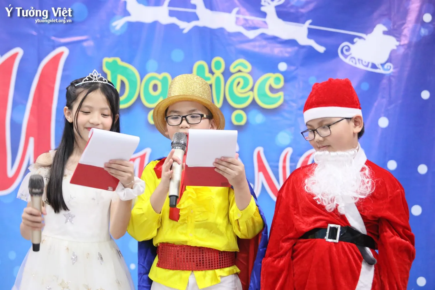 Ý Tưởng Việt - Xmas party - Dạ tiệc mùa đông