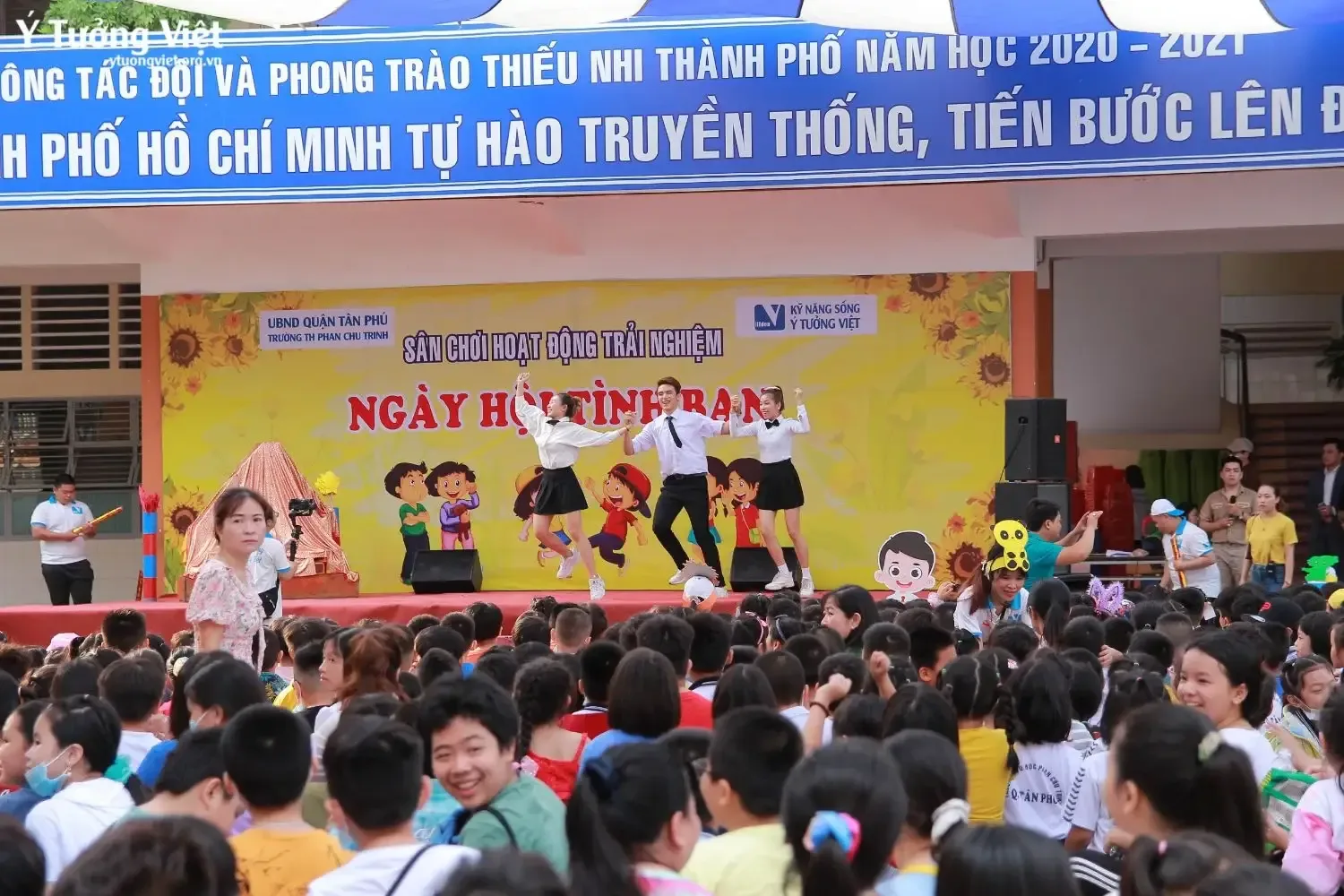 Ngày hội tình bạn: Học hết mình - Chơi hết sức cùng các bạn nhỏ trường TH Phan Chu Trinh
