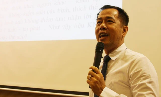 Bat Nhao Day Ky Nang Sinh Vien Phai Hoc Cai Khong Can.png