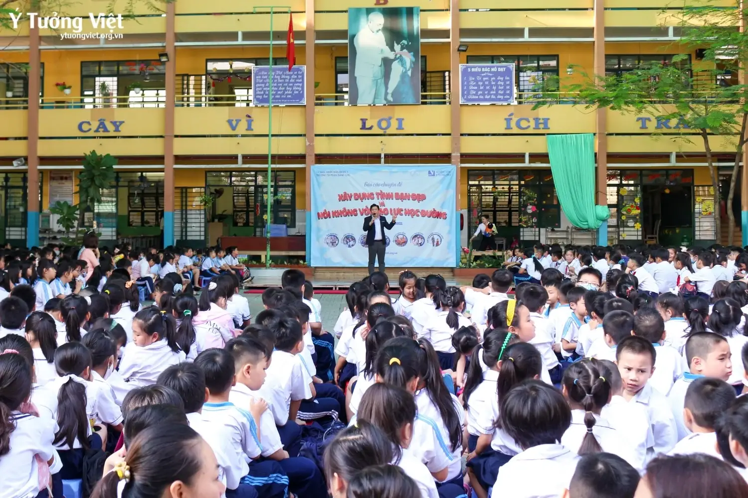 Cung Truong Th Phan Dang Luu Noi Khong Voi Bao Luc Va Xay Dung Tinh Ban Dep 10.webp