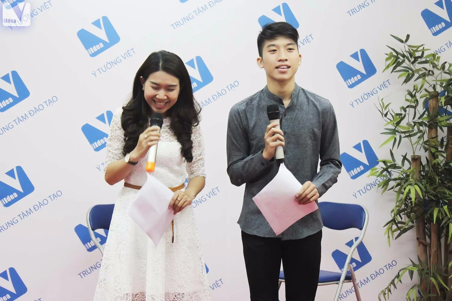 Khoa Dao Tao Mc Nguoi Dan Chuong Trinh Chuyen Nghiep 07.2017.webp