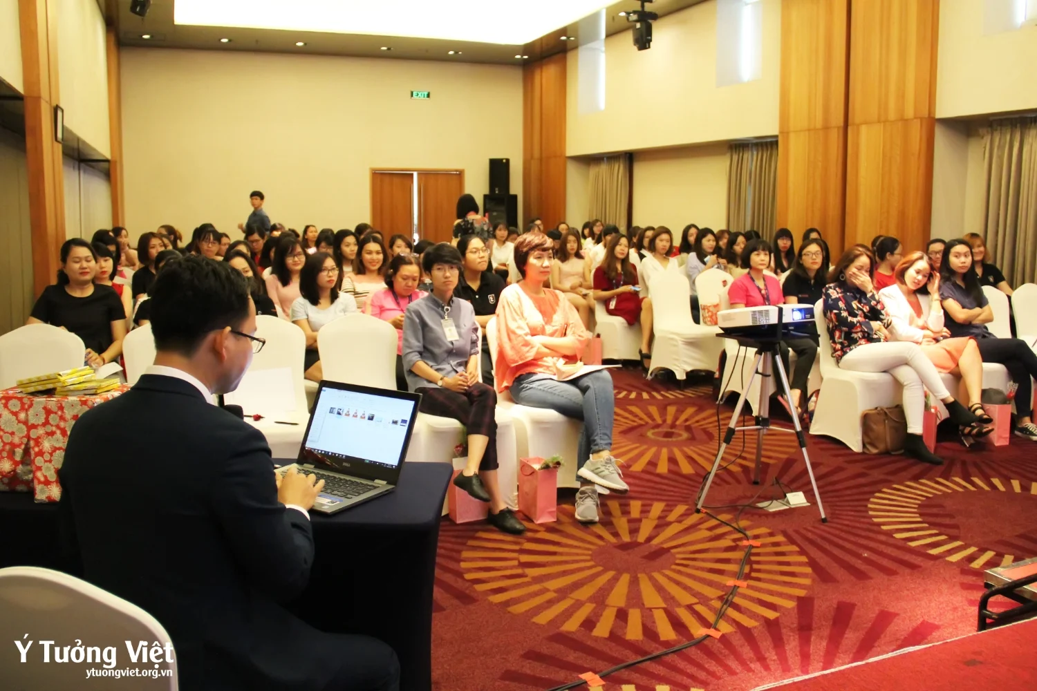 Lazada Viet Nam Chuyen De Tam Ly Dan Ong Sao Hoa Da Ba Sao Kim 12.webp