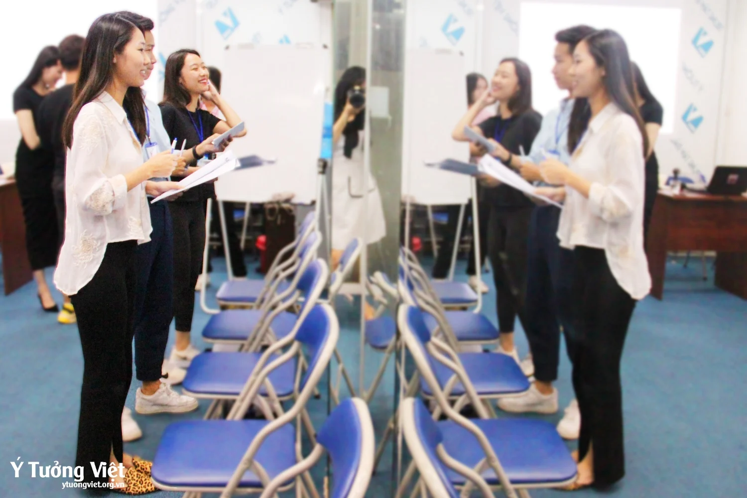 Nhiem Vu Cua Nguoi Dan Chuong Trinh Tren Song Phat Thanh Truyen Hinh.webp