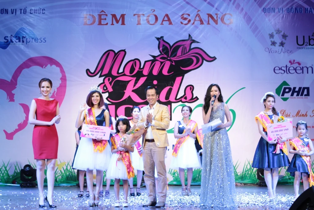 Quan Quan Me Do Dieu Huong Con Nguyen Khanh Linh.webp