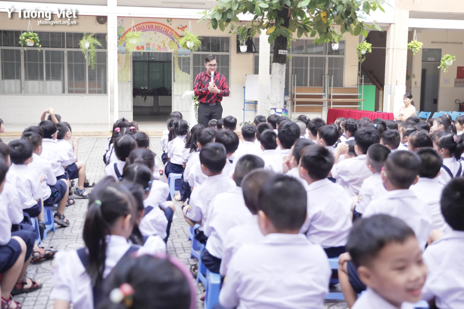 Th Vo Thi Sau Truong Hoc Chung Tay Tiet Kiem Dien Nuoc 11 Of 11.webp