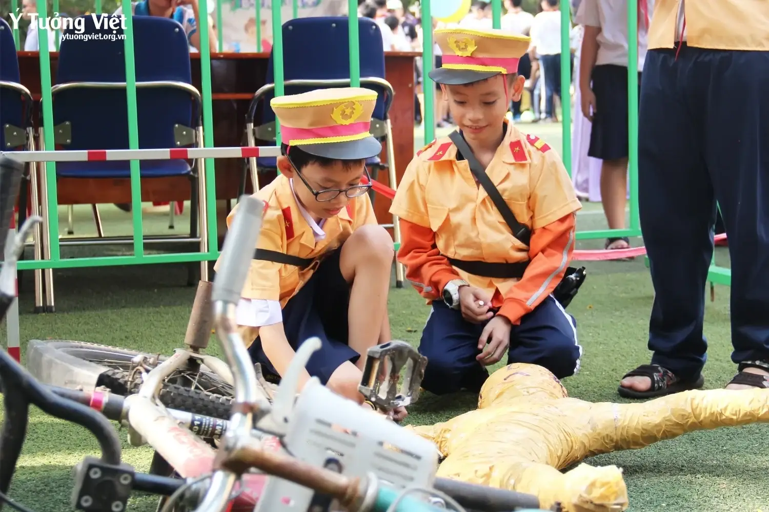 Truong Th Tan Son Nhi Hoat Dong Trai Nghiem Theo Chu De Ampquotem Va Nghe Nghiepampquot 4.webp