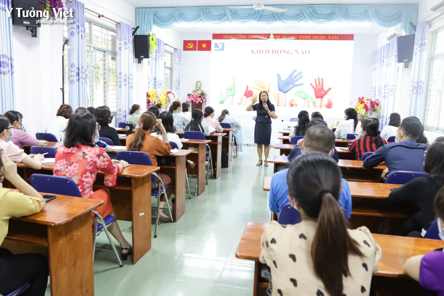 Truong Th Tan Son Nhi Tap Huan Nang Cao Van Hoa Hoc Duong 2.webp