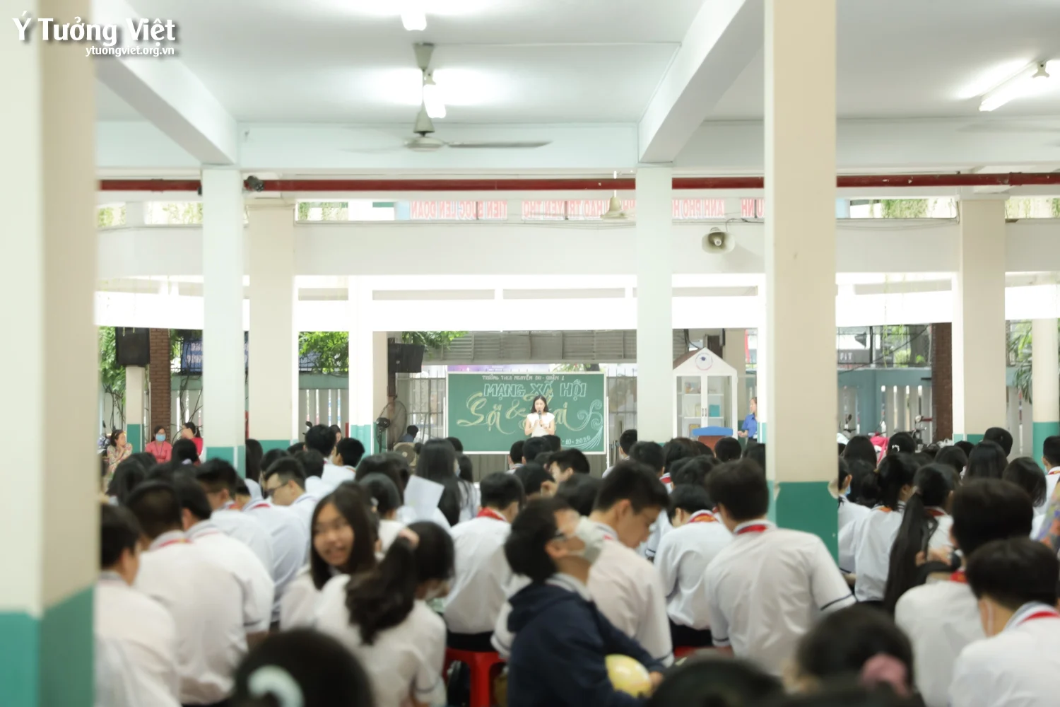 Truong Thcs Nguyen Du Mang Xa Hoi Loi Va Hai 13.webp