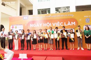 Y Tuong Viet Ngay Hoi Viec Lam Hcmue 2020.jpg