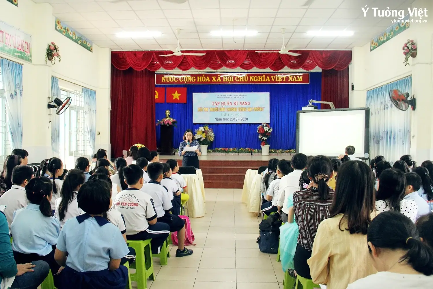 Y Tuong Viet Tap Huan Ky Nang Cho Hoi Thi Nguoi Dan Chuong Trinh Hoc Duong Lan 2 14.webp