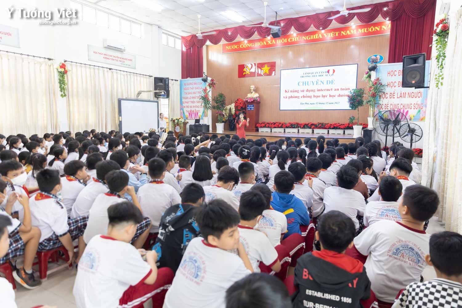 Đồng Hành Cũng Trường Th Âu Cơ Trong Chuyên đề Kỹ Năng Sử Dụng Internet An Toàn & Phòng Chống Bạo Lực Học đường 01