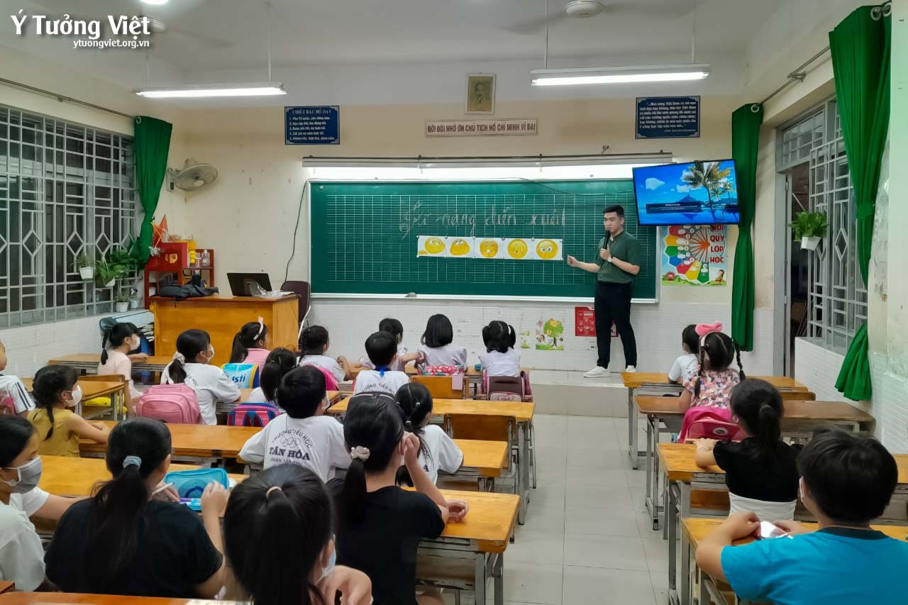 CLB MC nhí Tân Hóa, tụi mình học gì? – Trau dồi khả năng ứng biến trước ống kính cùng kỹ năng diễn xuất